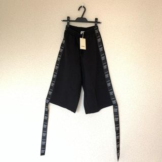 未使用品★vetements ヴェトモン★テープ ハーフパンツ★スウェットズボン(ショートパンツ)