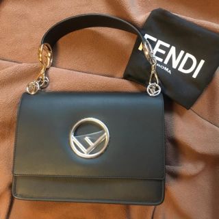 フェンディ(FENDI)の最終値下げ 美品 FENDI フェンディ キャナイ エフ 黒 (ショルダーバッグ)