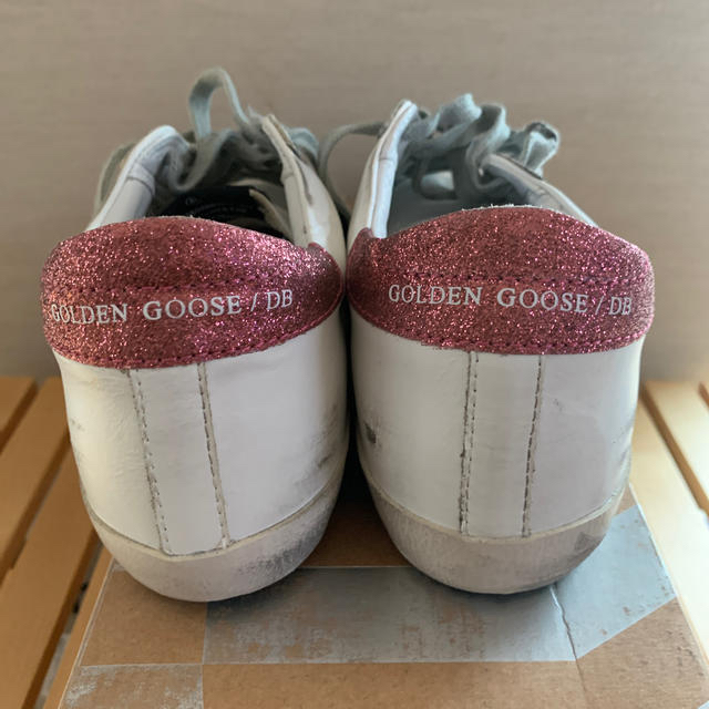 《新品》GOLDEN GOOSE ゴールデン グース。スニーカー。ピンクラメ。