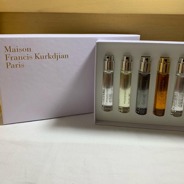 Maison Francis Kurkdjian(メゾンフランシスクルジャン)のメゾン フランシス クルジャン 11ml 8本、2ml 4個セット 未使用 コスメ/美容の香水(ユニセックス)の商品写真