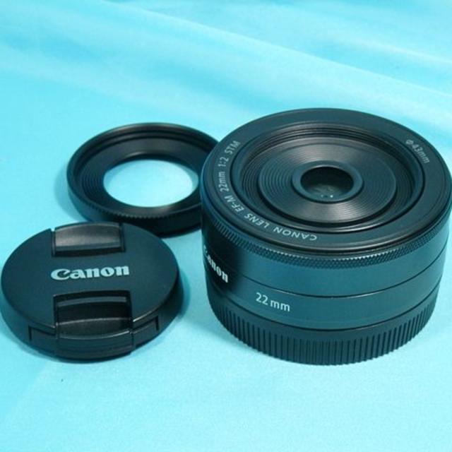 Canon(キヤノン)のCanon EF-M 22mm F2 STM ◆美品です！◆送料込み スマホ/家電/カメラのカメラ(レンズ(単焦点))の商品写真