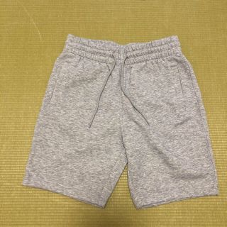 エイチアンドエム(H&M)のH&M裏起毛ハーフパンツ★新品送料無料XS(ショートパンツ)