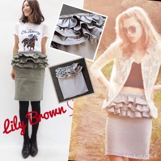 リリーブラウン(Lily Brown)の新品タグ付リリーブラウンフリルタイトSK(ひざ丈スカート)