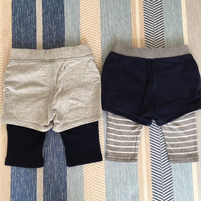 babyGAP(ベビーギャップ)のベビーギャップ★重ね着風パンツ 70 2枚セット キッズ/ベビー/マタニティのベビー服(~85cm)(パンツ)の商品写真