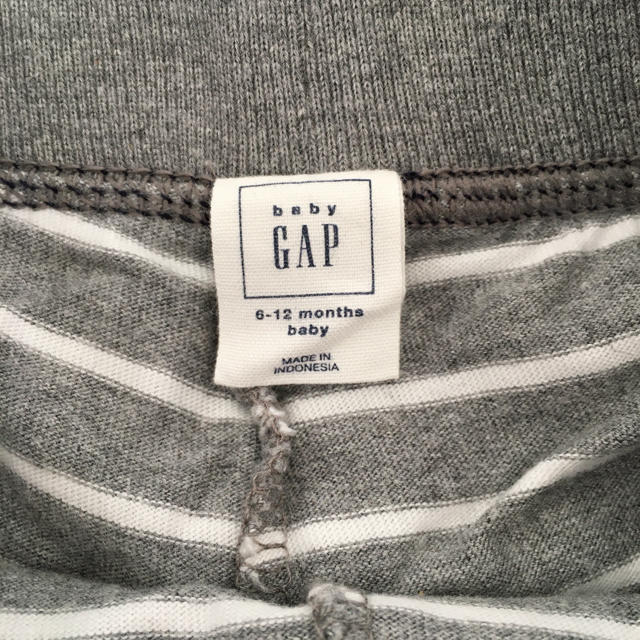 babyGAP(ベビーギャップ)のベビーギャップ★重ね着風パンツ 70 2枚セット キッズ/ベビー/マタニティのベビー服(~85cm)(パンツ)の商品写真