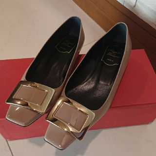 ロジェヴィヴィエ(ROGER VIVIER)の《りんご屋さま専用》ロジェヴィヴィエ☆フラット(バレエシューズ)