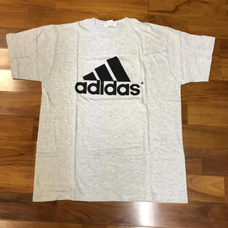 アディダス(adidas)のアディダスTシャツ　ライトグレー(Tシャツ/カットソー(半袖/袖なし))