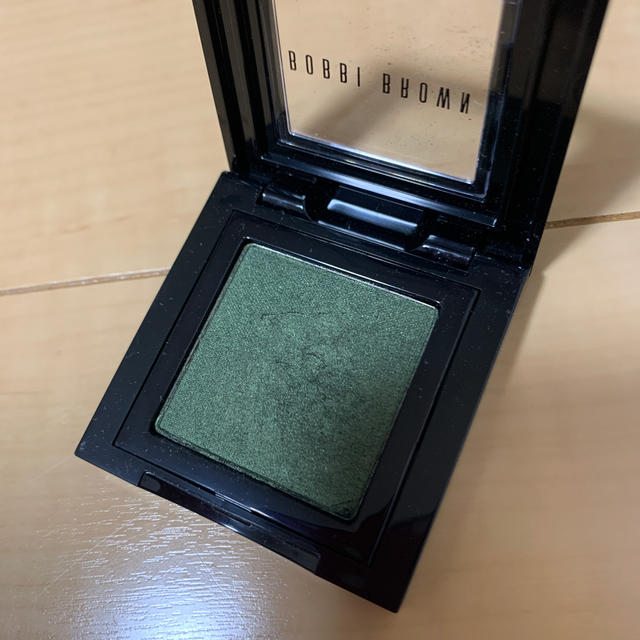 BOBBI BROWN(ボビイブラウン)のボビーブラウン　アイシャドウ コスメ/美容のベースメイク/化粧品(アイシャドウ)の商品写真