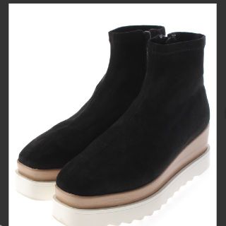 ザラ(ZARA)のamail ZARA Jagged fit boots(ブーツ)