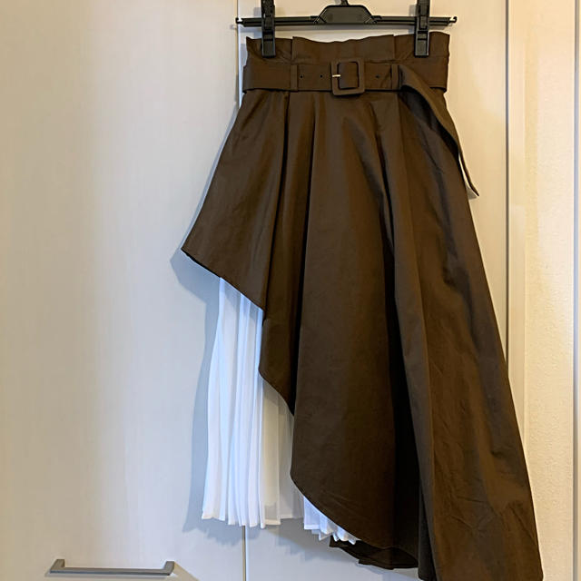 LagunaMoon(ラグナムーン)のラグナムーン アシンメトリー スカート 新品　S レディースのスカート(ロングスカート)の商品写真