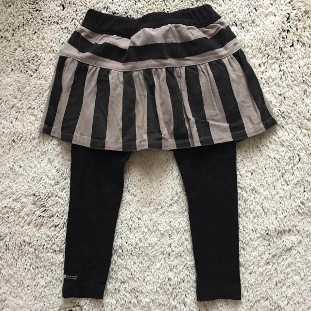 BREEZE(ブリーズ)のbreeze レギンス付きスカート 95 キッズ/ベビー/マタニティのキッズ服女の子用(90cm~)(スカート)の商品写真