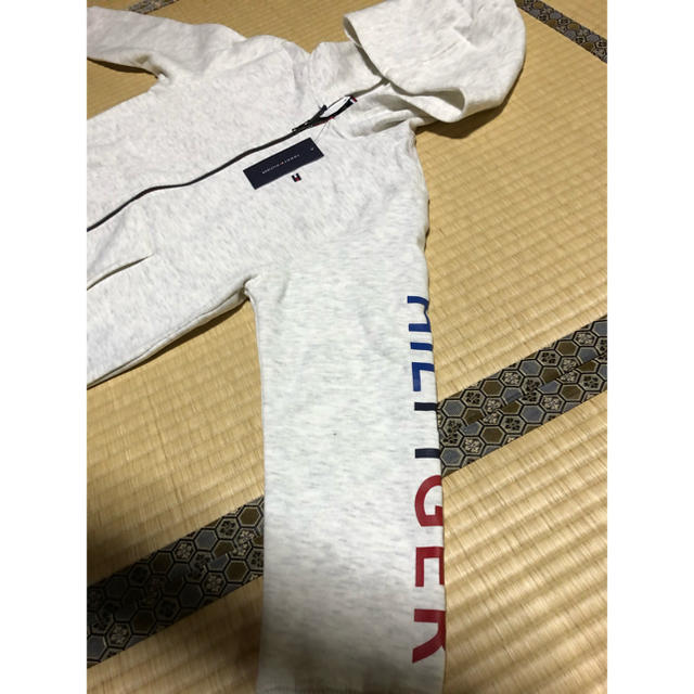 TOMMY HILFIGER(トミーヒルフィガー)のトミーヒルフィガー パーカーMサイズ レディースのトップス(パーカー)の商品写真