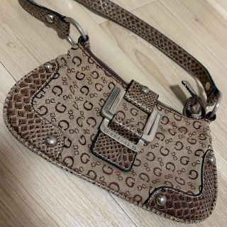 ゲス(GUESS)のGUESS(ハンドバッグ)