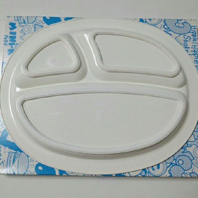MINI-K(ミニケー)の【未使用】MINI-K ランチプレート 日本製 ナルミヤ ベビー食器 皿 トレイ キッズ/ベビー/マタニティの授乳/お食事用品(離乳食器セット)の商品写真