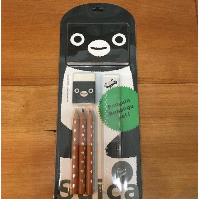 「新生活を、Suicaで。」キャンペーン ペンギン文具セット(非売品) エンタメ/ホビーのおもちゃ/ぬいぐるみ(キャラクターグッズ)の商品写真