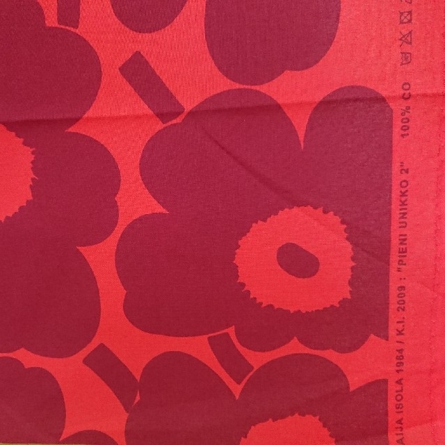 Marimekko マリメッコ ピエニウニッコ 新色レッド100cmの通販 By Huhuli S Shop マリメッコならラクマ