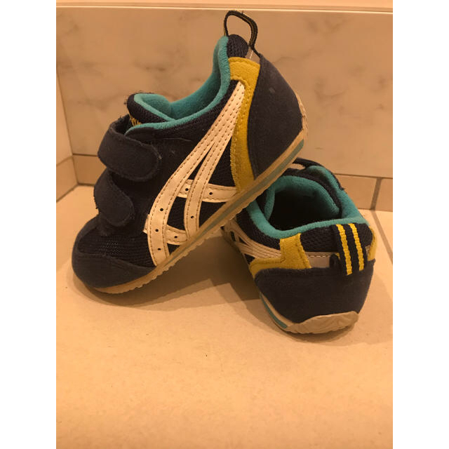 asics(アシックス)のアシックス  アイダホ　15.0 キッズ/ベビー/マタニティのキッズ靴/シューズ(15cm~)(スニーカー)の商品写真