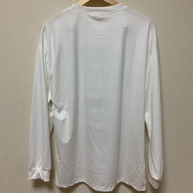 ロゴT 長袖 ロンT XL ビッグシルエット 新品未使用品 レディースのトップス(Tシャツ(長袖/七分))の商品写真