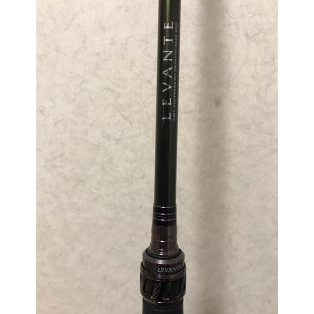 Megabass(メガバス)の値下げ！メガバス　F5-611L V2P 超美品　保証書付き スポーツ/アウトドアのフィッシング(ロッド)の商品写真