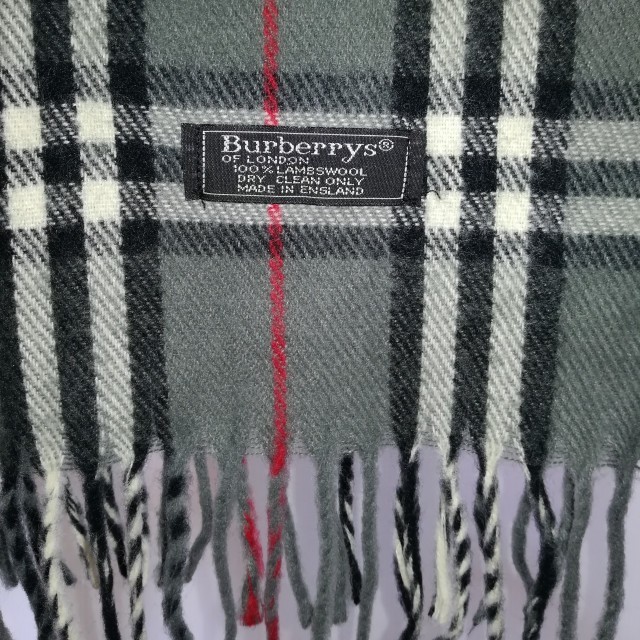 BURBERRY(バーバリー)の【値下げ中】バーバリー マフラー (中古) レディースのファッション小物(マフラー/ショール)の商品写真