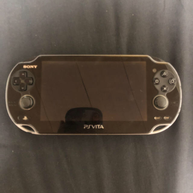 PS vita本体+ソフト3個+32Gメモリーカード