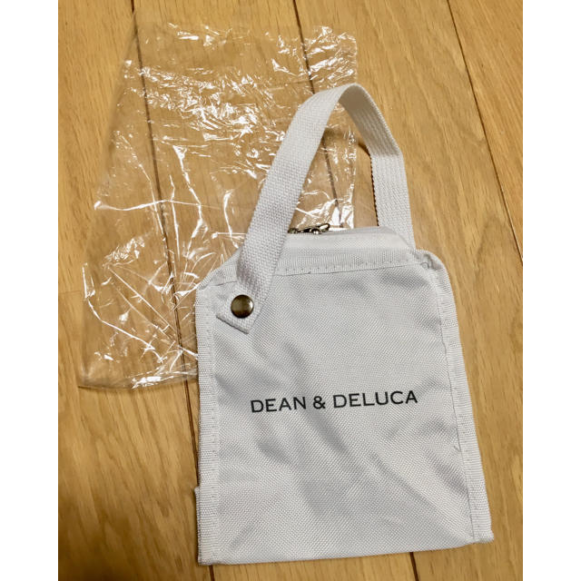 DEAN & DELUCA(ディーンアンドデルーカ)のDEAN &DELUCA 保冷保温バッグ インテリア/住まい/日用品のキッチン/食器(弁当用品)の商品写真