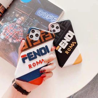 フェンディ(FENDI)のFENDI  iphone 11しゃれ スマホケース(iPhoneケース)