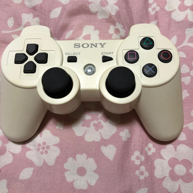 SONY(ソニー)のPS3 純正コントローラー エンタメ/ホビーのゲームソフト/ゲーム機本体(その他)の商品写真