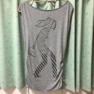 マックスアンドコー(Max & Co.)の値下げしました。MAX & Co ロングTシャツ(Tシャツ(半袖/袖なし))