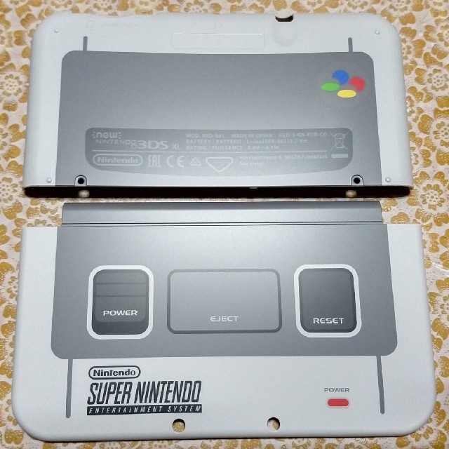 ニンテンドー3DS(ニンテンドー3DS)のNEW3DSLL用SFC柄カバー スーパーファミコン スーファミ エンタメ/ホビーのゲームソフト/ゲーム機本体(携帯用ゲーム機本体)の商品写真