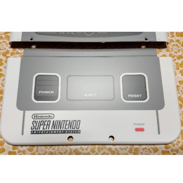 ニンテンドー3DS(ニンテンドー3DS)のNEW3DSLL用SFC柄カバー スーパーファミコン スーファミ エンタメ/ホビーのゲームソフト/ゲーム機本体(携帯用ゲーム機本体)の商品写真