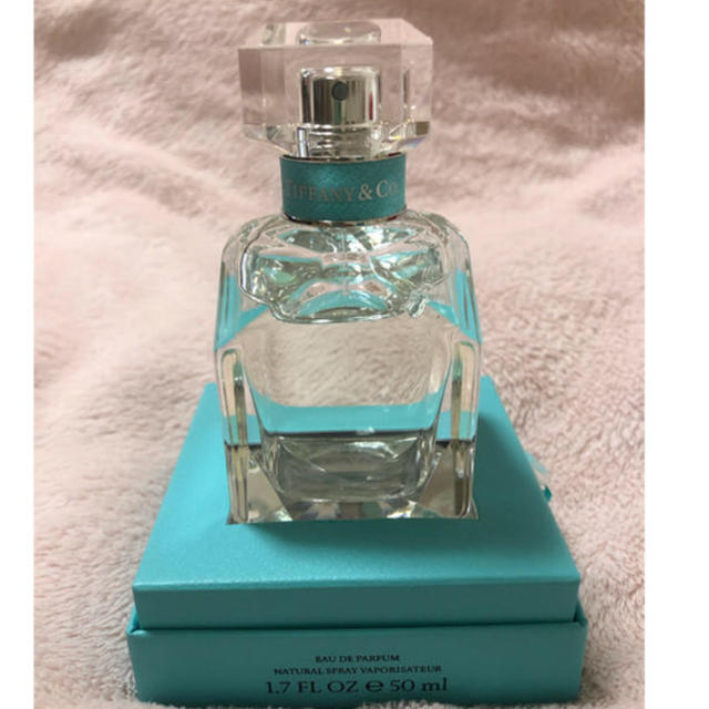 Tiffany & Co.(ティファニー)のTIFFANY &CO. オードパルファム 50ml コスメ/美容の香水(香水(女性用))の商品写真