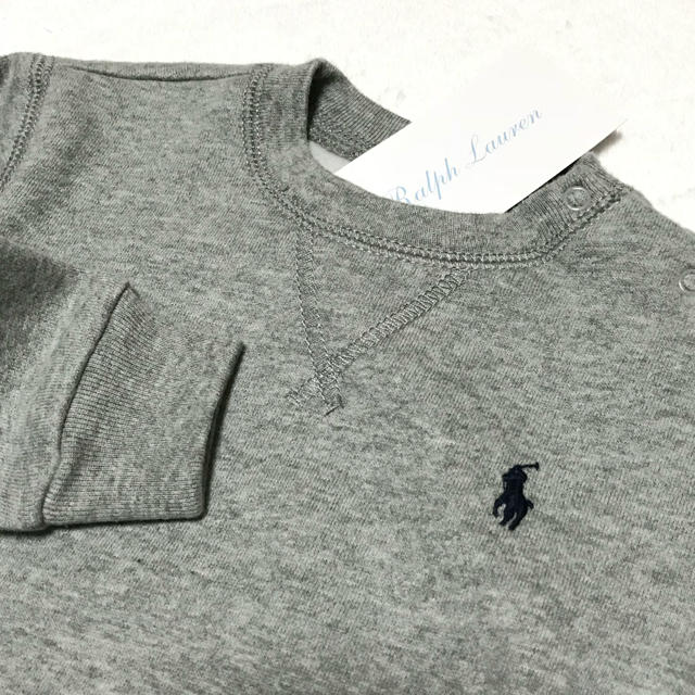 Ralph Lauren(ラルフローレン)の＊ARIEL様 専用＊ 新品 裏起毛 スウェットシャツ / グレー 18M/85 キッズ/ベビー/マタニティのベビー服(~85cm)(トレーナー)の商品写真