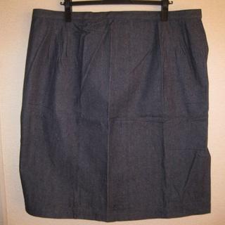 大きいサイズW104デニムオーダー台形スカート未使用♭4175(ひざ丈スカート)