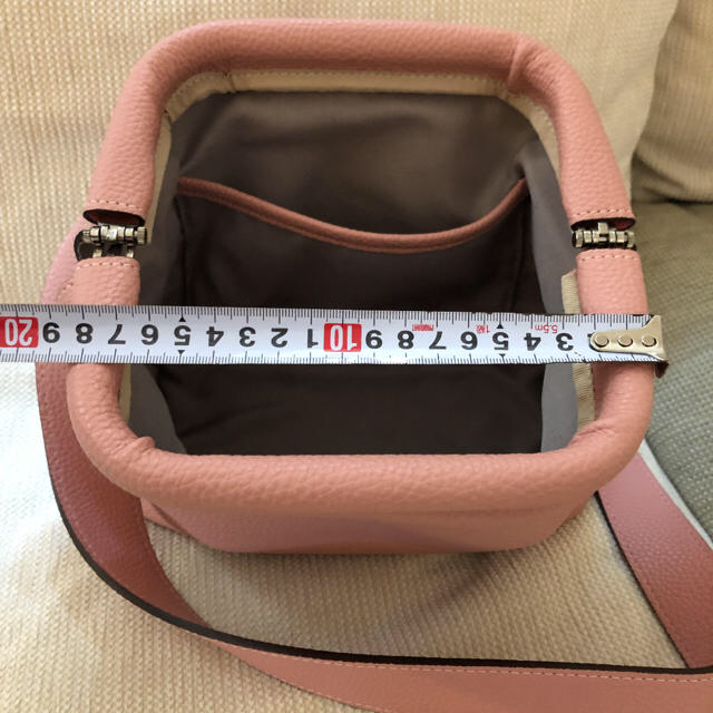 がま口　バッグ　⭐︎新品、未使用⭐︎ レディースのバッグ(ショルダーバッグ)の商品写真