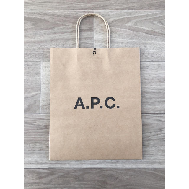 A.P.C(アーペーセー)のA.P.C 紙袋 レディースのバッグ(ショップ袋)の商品写真