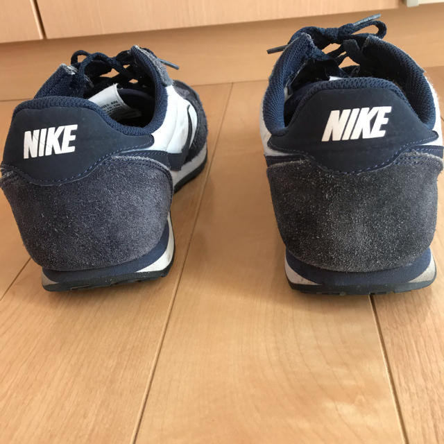 NIKE(ナイキ)のNIKE ナイキ スニカー メンズの靴/シューズ(スニーカー)の商品写真