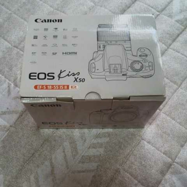 Canon(キヤノン)のCanon EOS kiss x50 スマホ/家電/カメラのカメラ(デジタル一眼)の商品写真