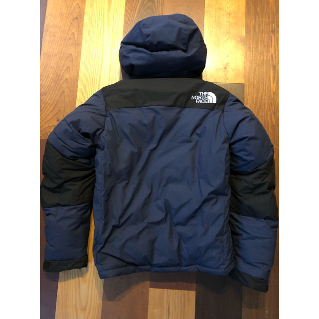 THE NORTH FACE(ザノースフェイス)のTHE NORTH FACE バルトロライトジャケット コズミックブルー M メンズのジャケット/アウター(ダウンジャケット)の商品写真