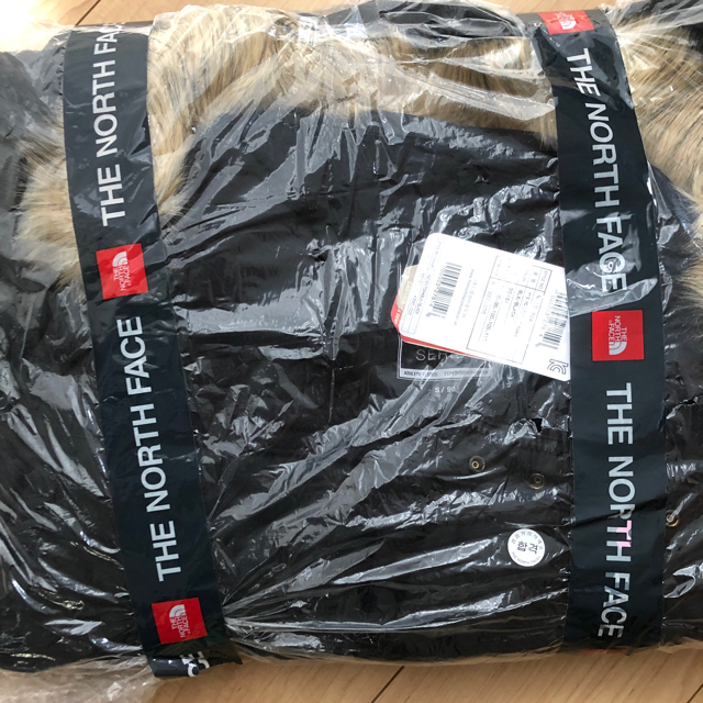 THE NORTH FACE(ザノースフェイス)の週末セール‼️新品 ❗️ノースフェイス マクマード パーカ 中綿ダウンアウター メンズのジャケット/アウター(ダウンジャケット)の商品写真