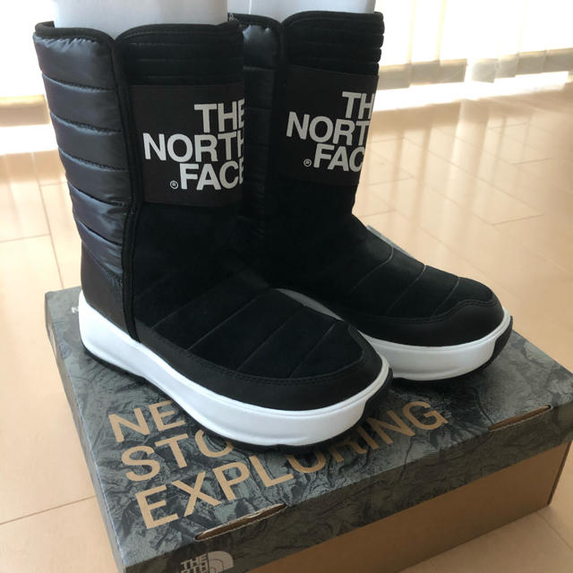 THE NORTH FACE(ザノースフェイス)の専用☆THE NORTH FACE ブーツ☆22cm レディースの靴/シューズ(ブーツ)の商品写真