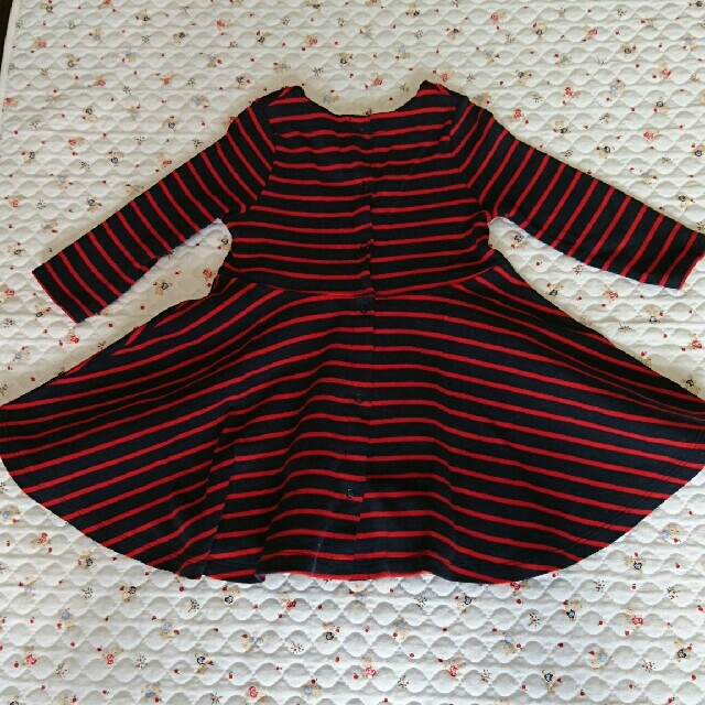 PETIT BATEAU(プチバトー)のプチバトー ボーダーフレアワンピース 18m キッズ/ベビー/マタニティのベビー服(~85cm)(ワンピース)の商品写真