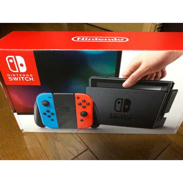 任天堂(ニンテンドウ)の任天堂スイッチ 本体 エンタメ/ホビーのゲームソフト/ゲーム機本体(家庭用ゲーム機本体)の商品写真