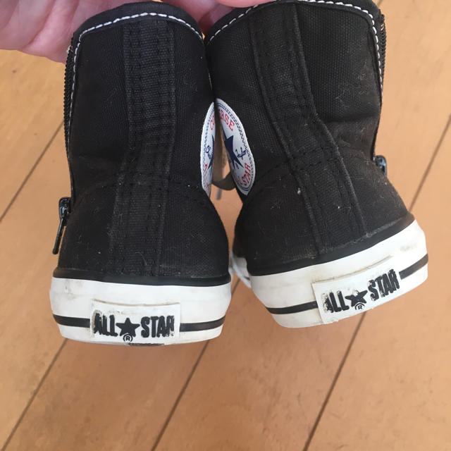 CONVERSE(コンバース)の専用です♡コンバース☆ハイカット☆16cm ブラック キッズ/ベビー/マタニティのキッズ靴/シューズ(15cm~)(スニーカー)の商品写真