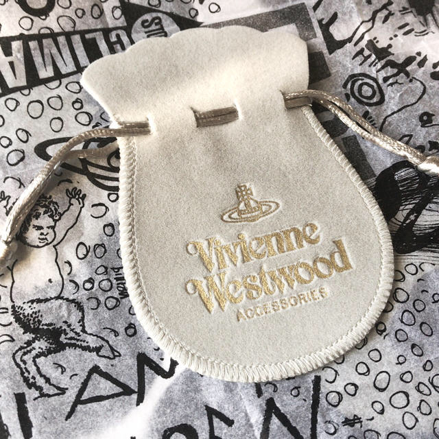 Vivienne Westwood(ヴィヴィアンウエストウッド)のヴィヴィアン オーブ ロゴ 箔押し アクセサリー 保存袋 巾着 ポーチ レディースのファッション小物(その他)の商品写真