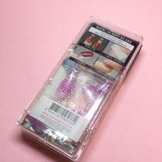 H07 Dashing Diva Magic Press ピンク コスメ/美容のネイル(つけ爪/ネイルチップ)の商品写真