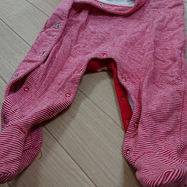 babyGAP(ベビーギャップ)のbaby GAP 足つきロンパース  キッズ/ベビー/マタニティのベビー服(~85cm)(ロンパース)の商品写真