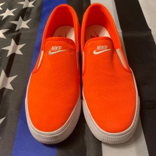 ナイキ(NIKE)のNIKE✅ネオンオレンジ★キャンバス スリッポン★美品(スニーカー)