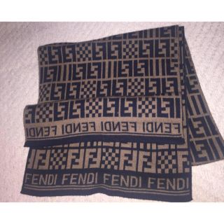 フェンディ(FENDI)のFENDIマフラー最終！(マフラー/ショール)