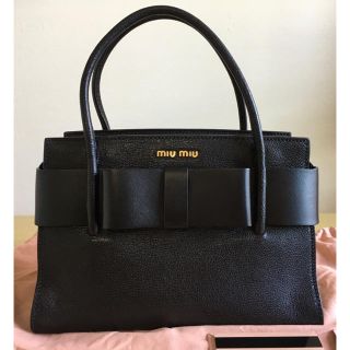 ミュウミュウ(miumiu)のまちこ様専用(ショルダーバッグ)